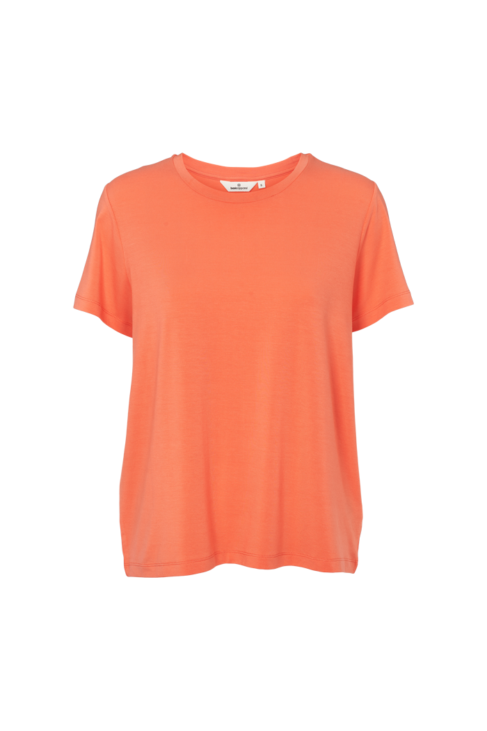 Jolanda Tee – Style Tomate et Emberglow